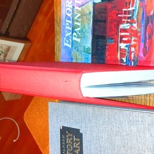 Three books of the history of art and exploring painting